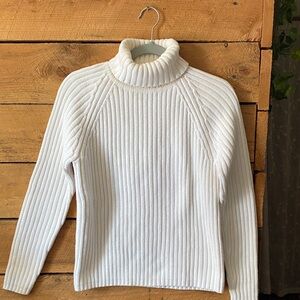 Eddie Bauer Cream Ribbed Turtleneck Sweater